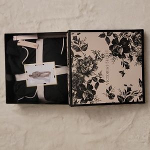 Victoria Secret Pajama Set w/ Box